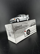 Load image into Gallery viewer, Tarmac Works Lamley Edition Mitsubishi Lancer RS Evolution III
