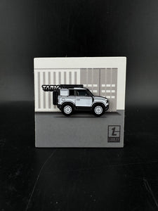 Lamley X Leen Customs Land Rover Defender 90 Pin